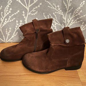 Birkenstock Women's Sarnia Waxed Suede Boot - 38